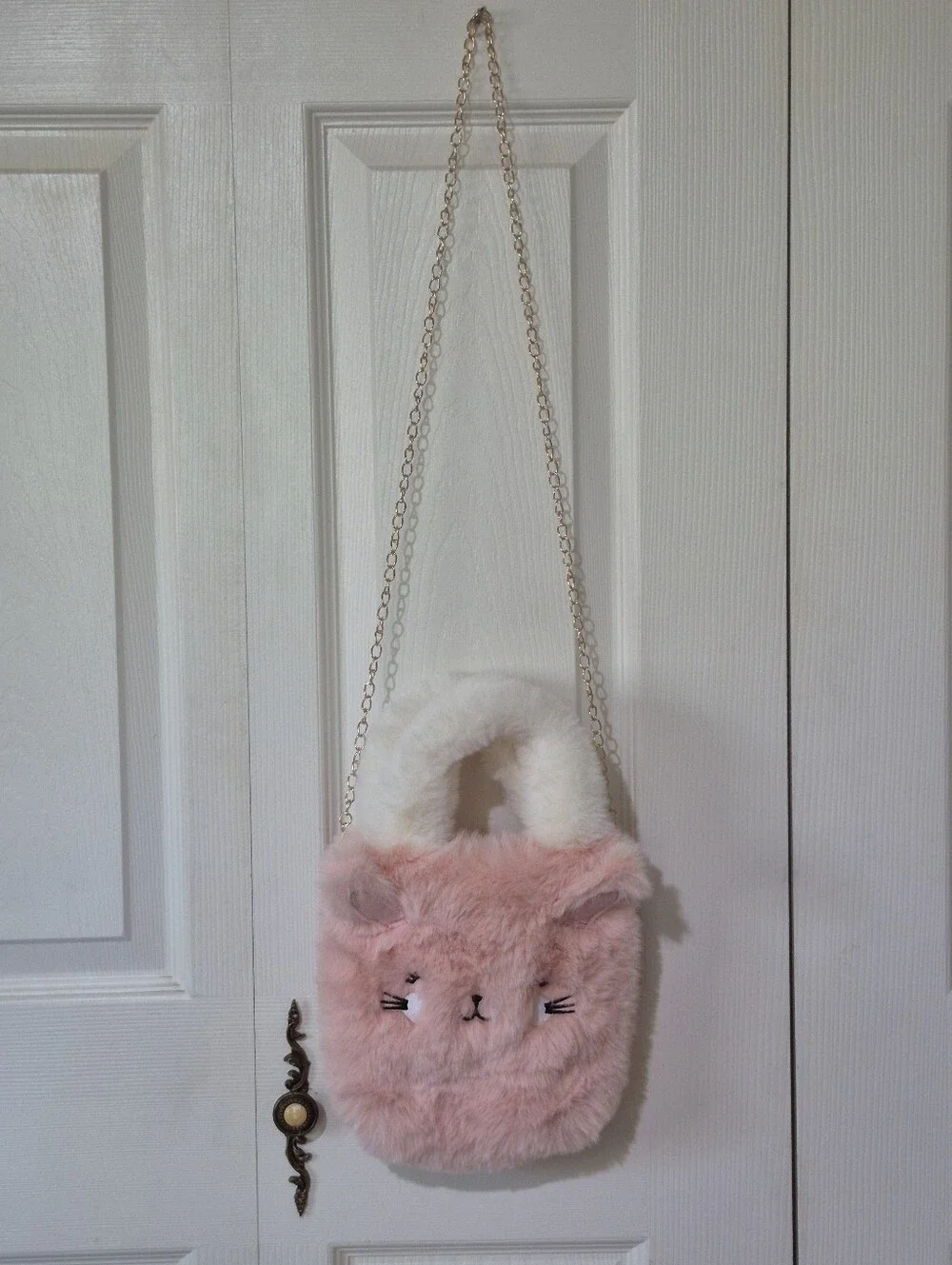 Danbar global pink fluffy bunny purse with gold chain strap